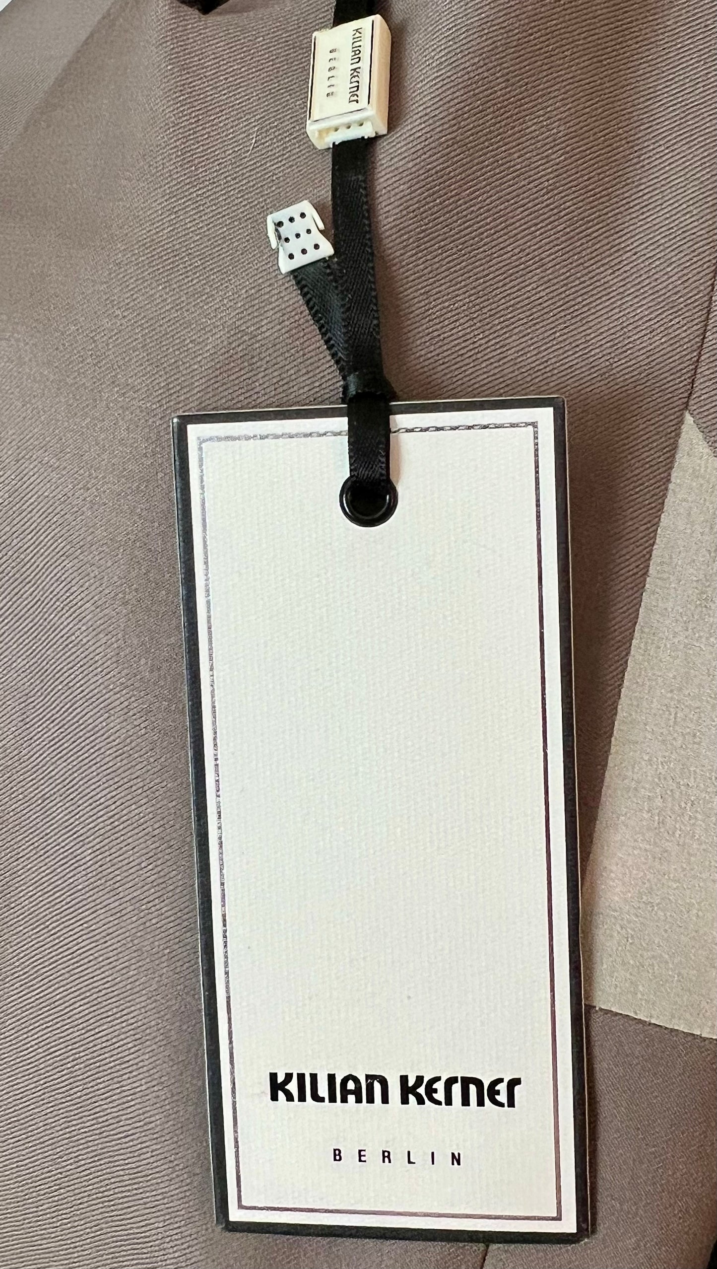 Designer Kleid XS 34 Kilian Kerner Berlin Taupe Neu Musterstück Einzelstück Elegant