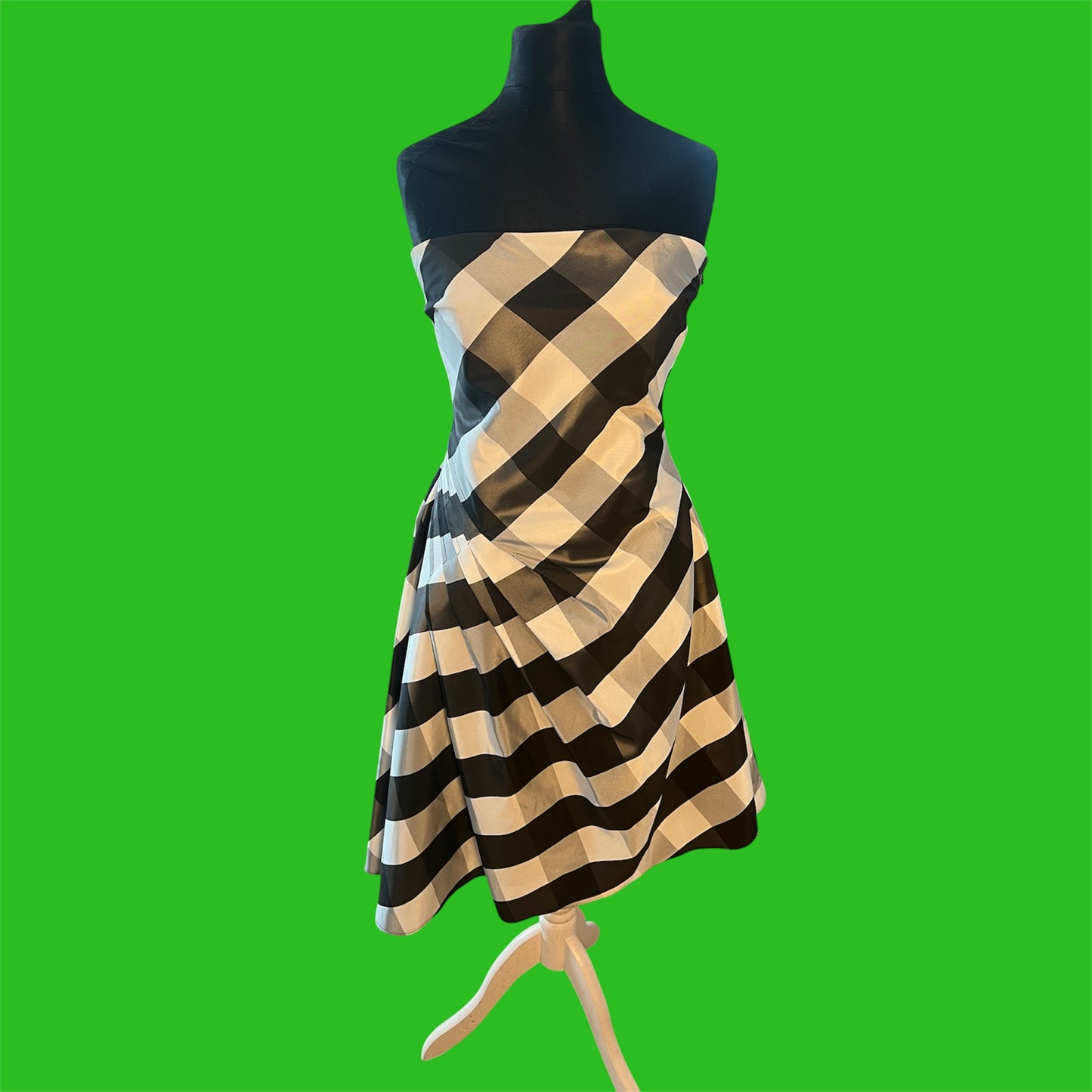 Eve Ning Partykleid Gr. M 38 Schwarz Weiß Kariert Off Shoulder A-Linie Y2K