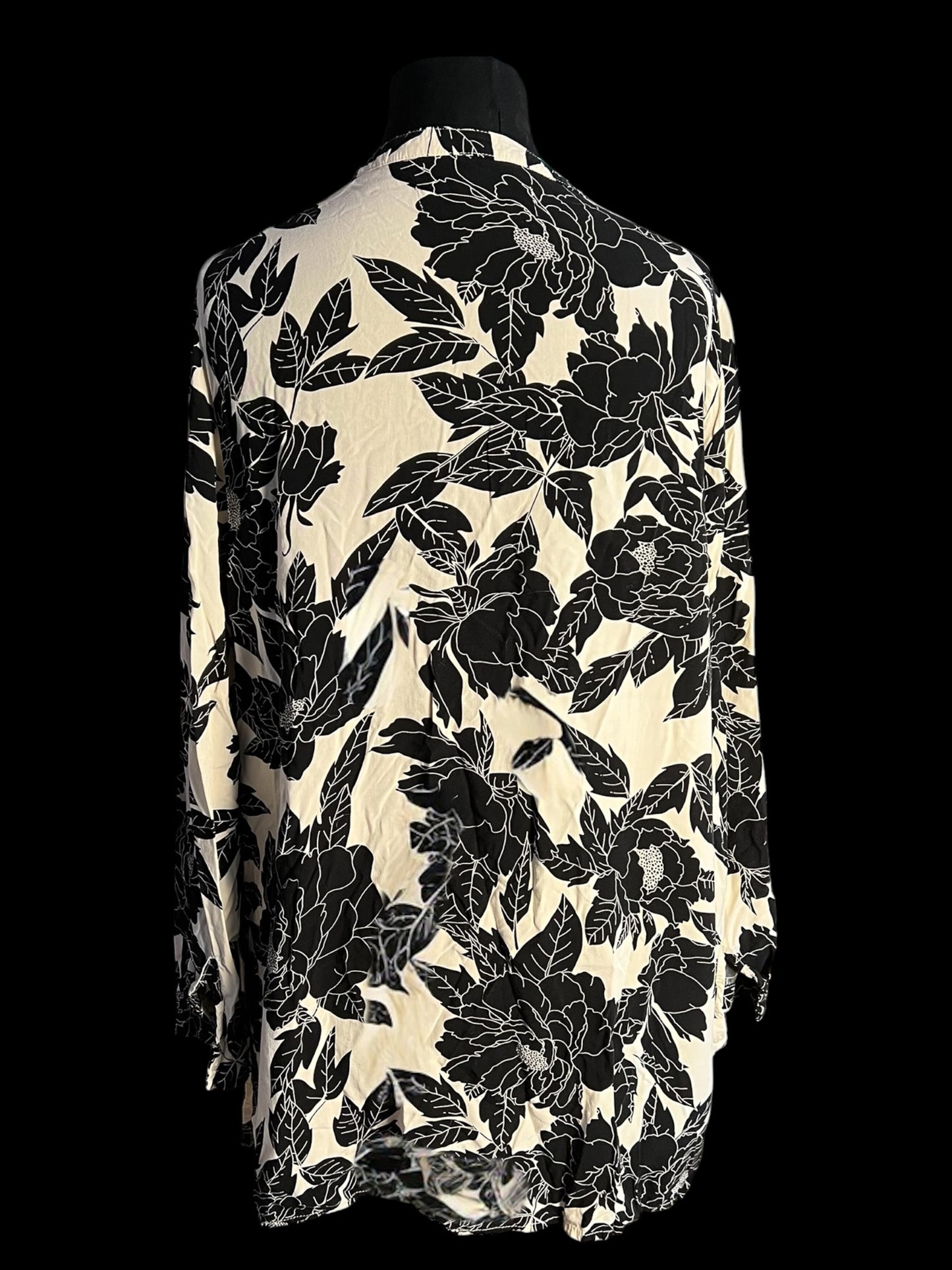Sara Lindholm Blusenkleid Tunika 44 Viskose Creme Schwarz Floral Print Boho Kleid locker Elegant Plus Size