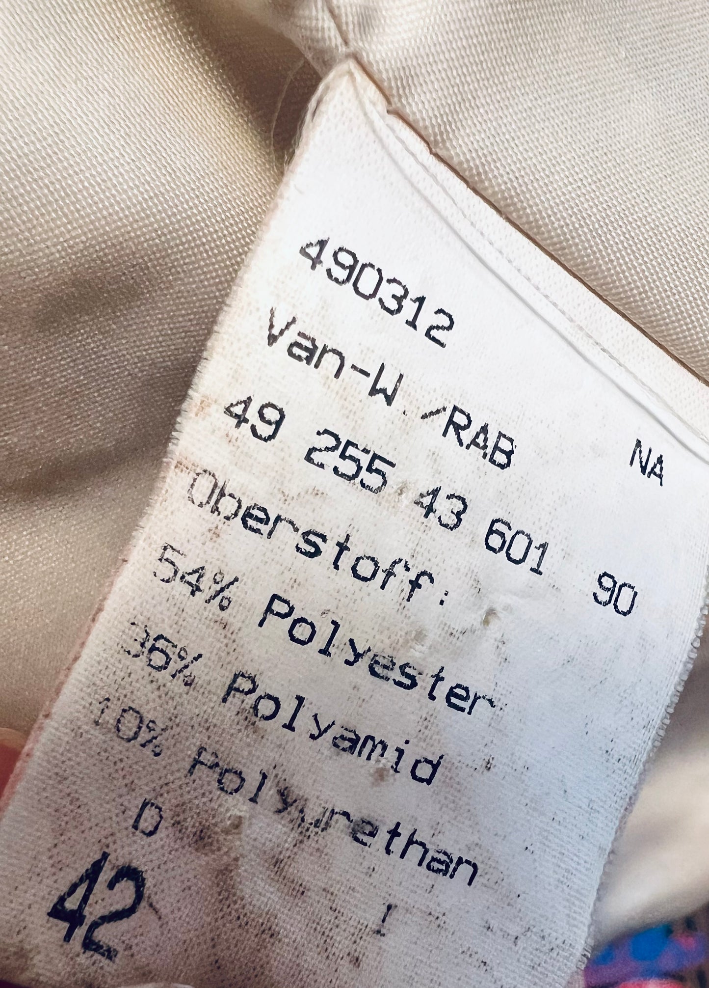 Vintage Airfield Fellweste Gr. 42 | Echtfell Weste Beige Braun Weiß | 90s Designer Weste mit Stehkragen | Boho