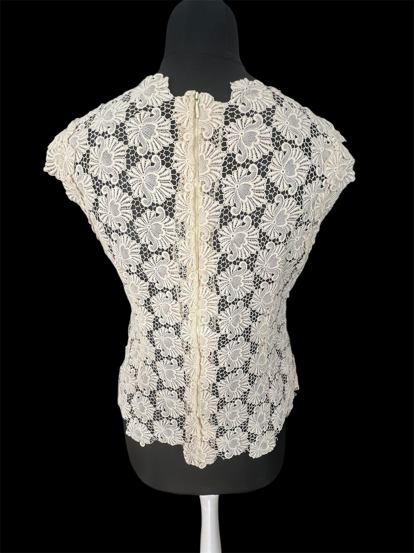 Vintage Spitzen-Top 38 M Ivory 80s Handmade Unikat mit Schulterpolstern Bluse