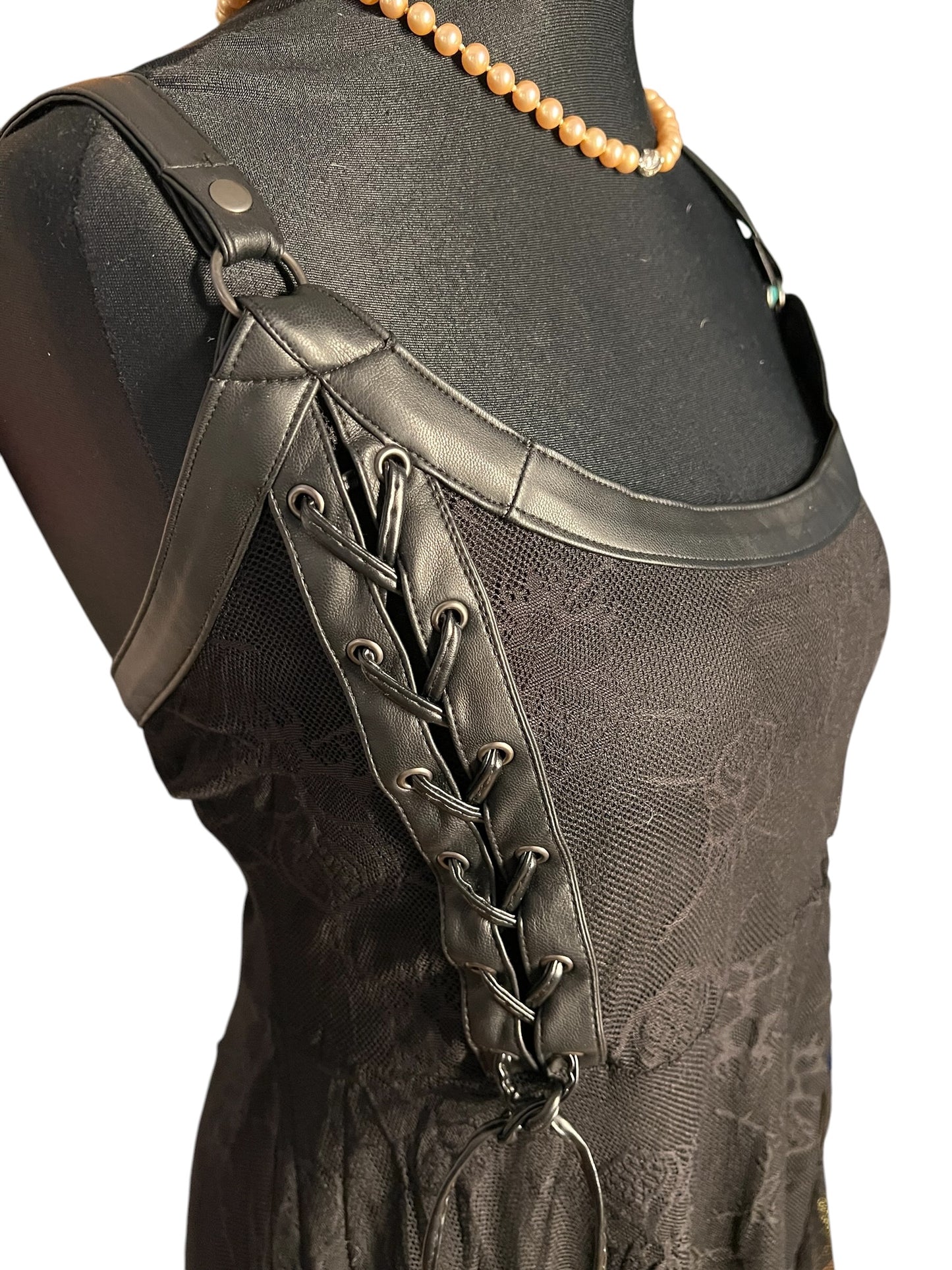 Sara's Choice: Killstar – Träger Kleid Kunstleder Spitze schwarz| Gr. XXL 46 48 | Dark Alternative