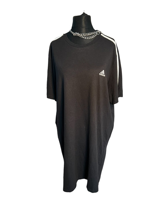 Sara's Choice: Adidas – Shirt Shirtkleid  oversize schwarz| Gr. 2xl 48 50 | Dark Alternative