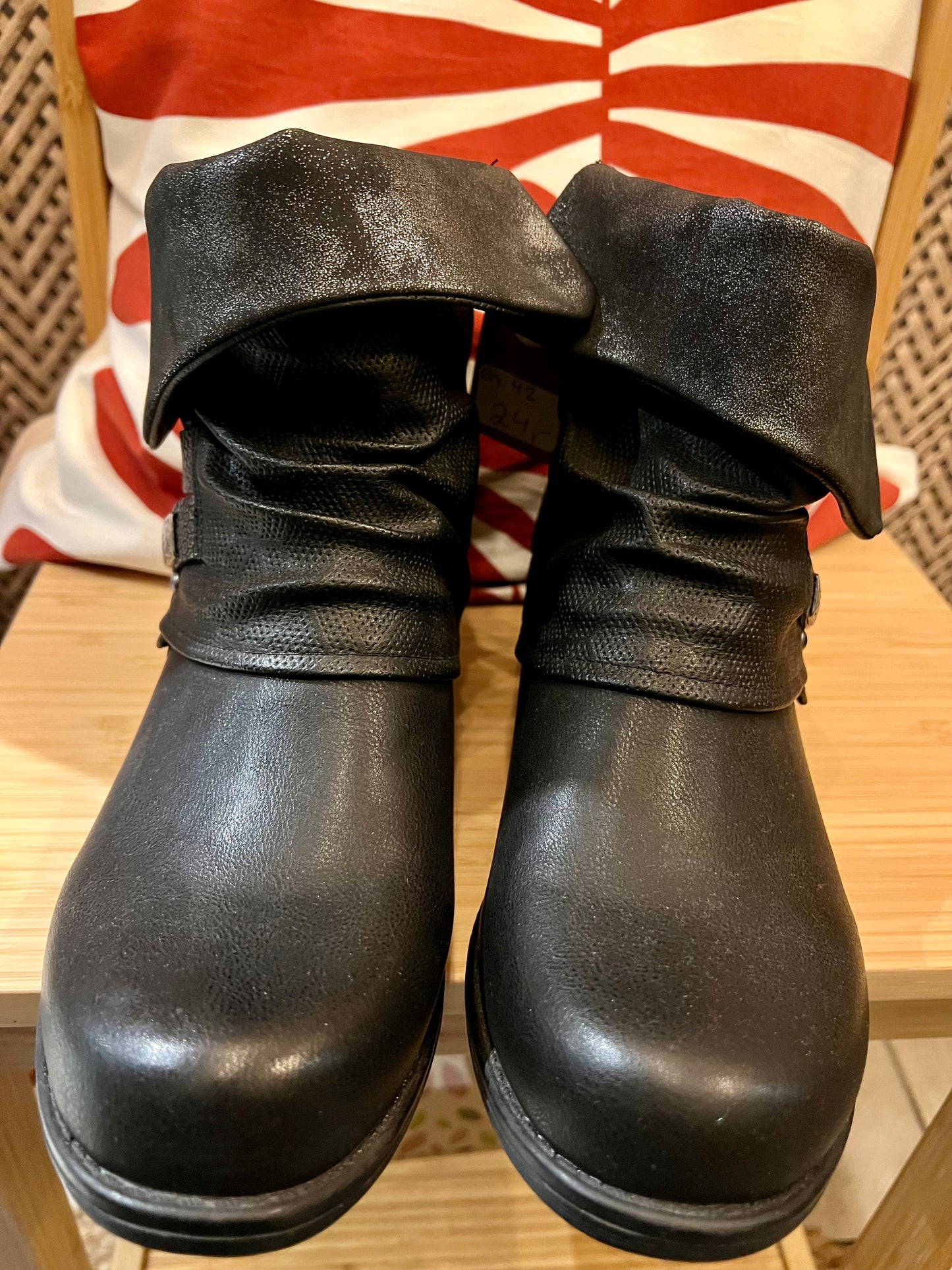 Bike Boots Schwarz • Veganes Leder • Gr. 42 • Top Zustand wie neu