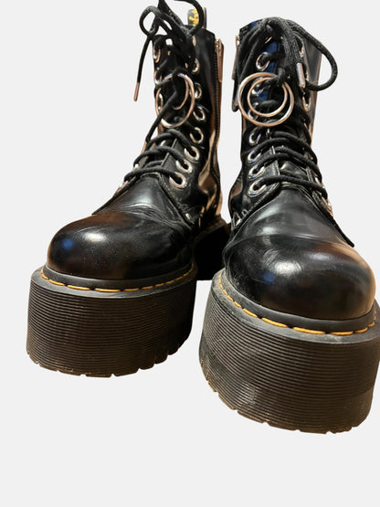 Sara's Choice: Dr. Martens Jadon Max Vegan Platform Boots Stiefel | Gr. 41|  Dark Alternative