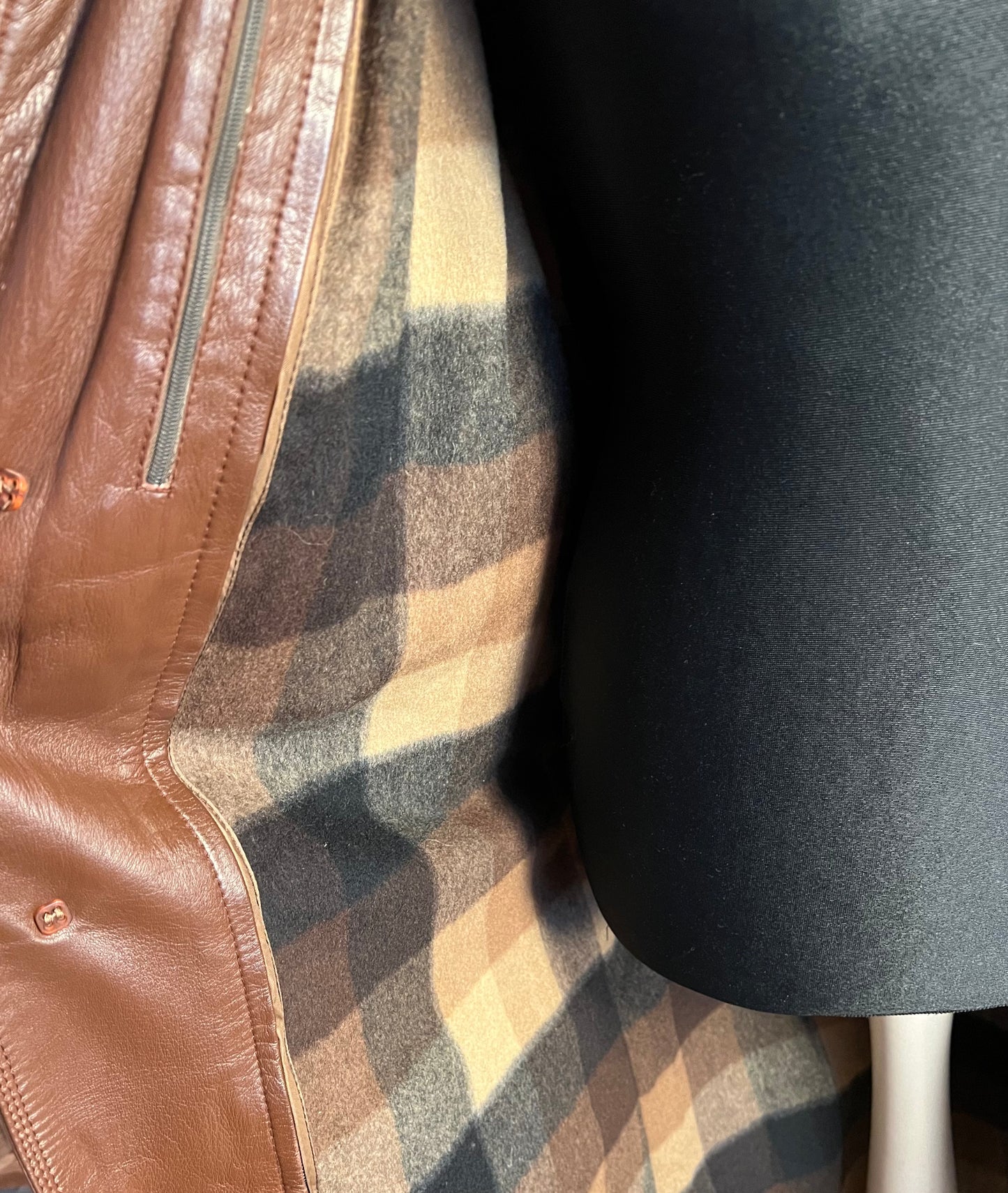 Vintage Ledermantel Cognac Braun Lang | Echtleder Mantel mit Gürtel | Gr. 40 - 42 / M 48 | 90s Retro Trench Mantel Unisex