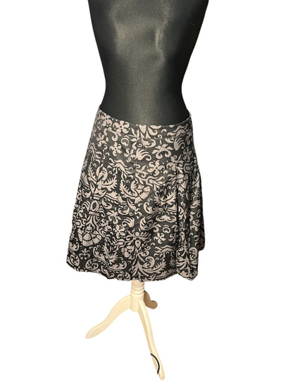 Sara's Choice: Mexx Rock Muster grau schwarz| Gr. 38 40 M | Dark Alternative
