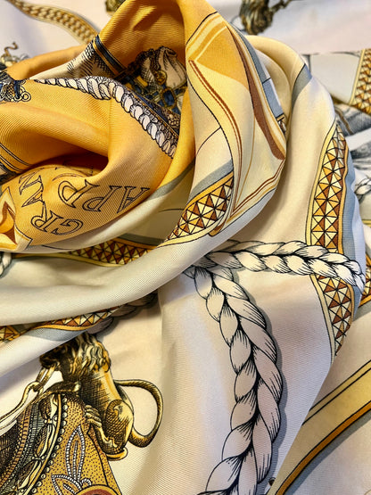 Hermès Vintage Seidentuch Grand Apparat – 100 % Seide, Pferde-Print, 85×85 cm, Designer 80s 90s