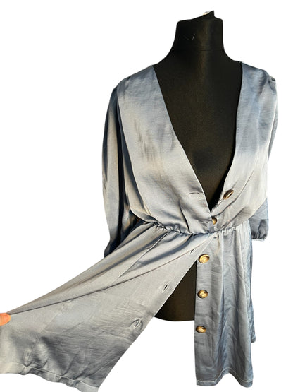 Rinascimento Kleid hellblau Satinoptik Gr. 40 42 A-Linie Italy Chic