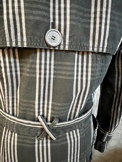 Vintage Y2K Trenchcoat M Schwarz/Grau kariert • Gestepptes Futter • Taillengürtel • EastWest