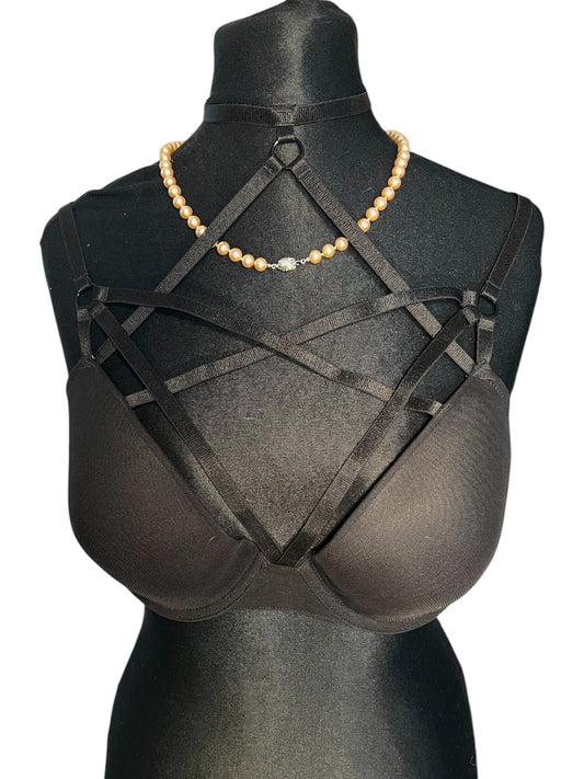 Sara's Choice: Killstar – BH Pentagram Harness schwarz  | Gr XXL 44 46 | Dark Alternative